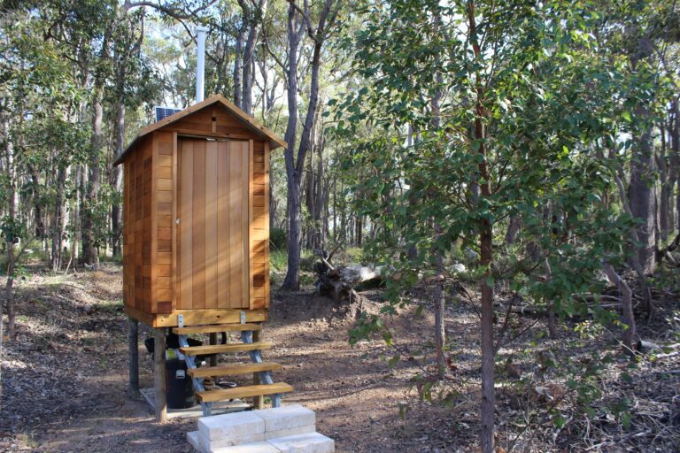 Waterless Composting Toilets. No Smell, No Water! » Water Wally