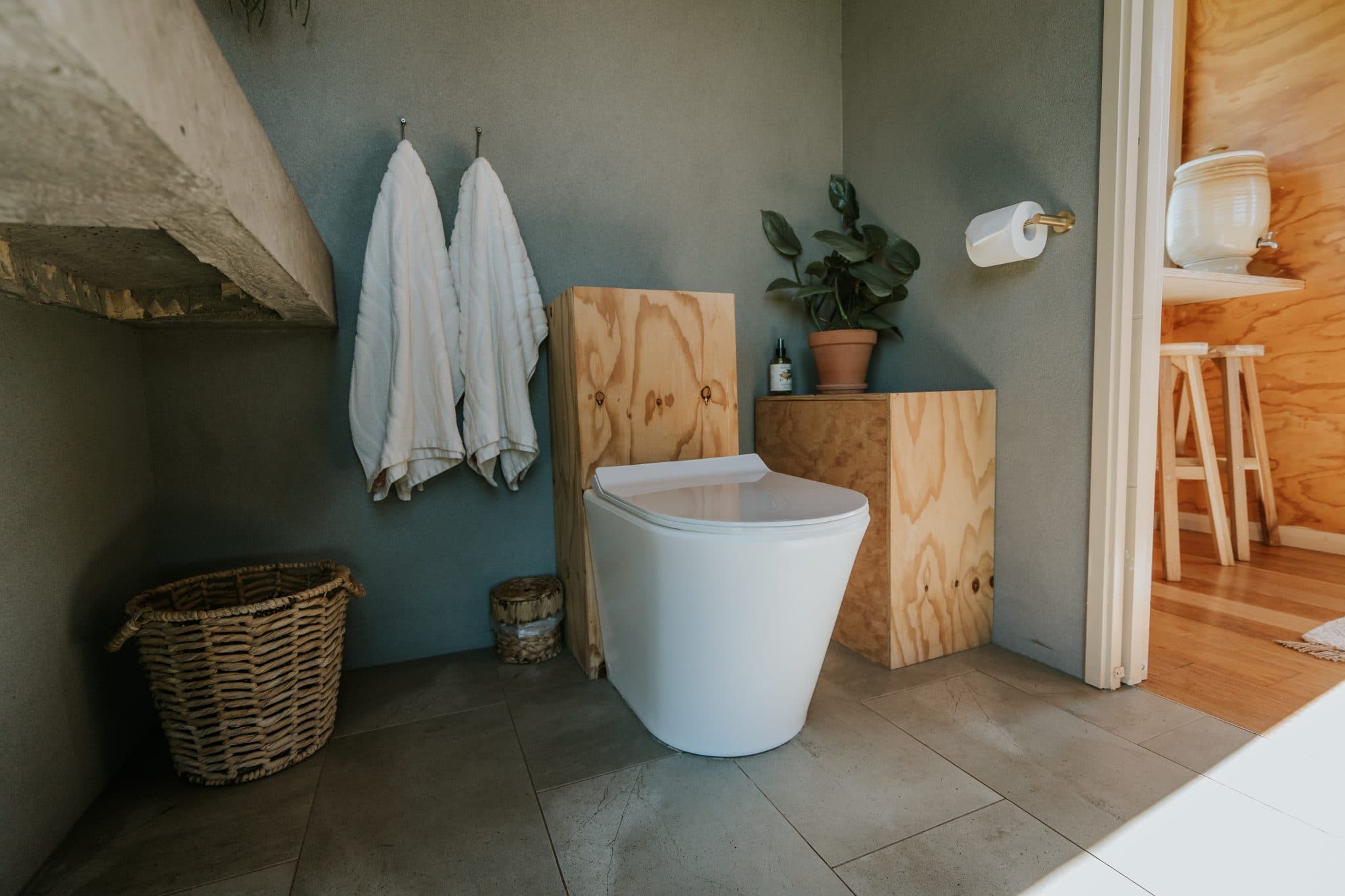 Composting toilets » Water Wally